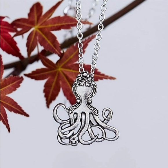 “Vintage Fork Octopus” Silverware Spoon Squid Octopod Kraken Tentacles Necklace - Picture 7 of 13